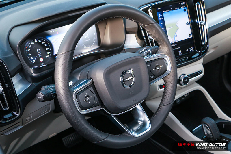 年輕,不僅在於視覺─《Volvo XC40》西班牙巴塞隆納試駕,上篇 年輕,不僅在於視覺─《Volvo XC40》西班牙巴塞隆納試駕,上篇