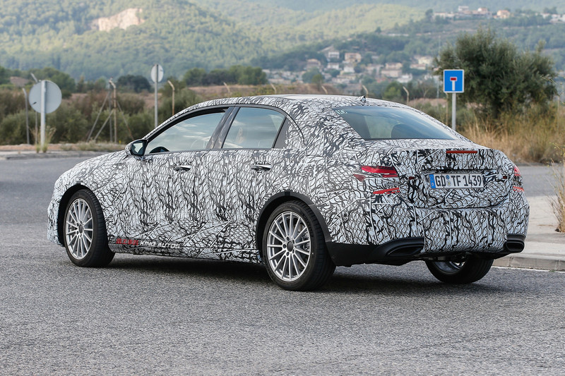 賓士小房車《Mercedes-Benz A-Class Sedan》 預告進軍美國搶攻年輕族群 賓士小房車《Mercedes-Benz A-Class Sedan》 預告進軍美國搶攻年輕族群