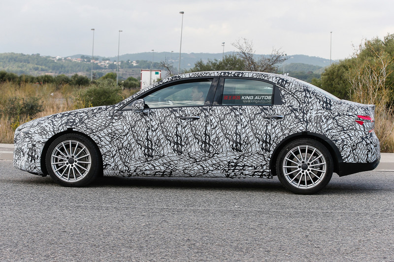 賓士小房車《Mercedes-Benz A-Class Sedan》 預告進軍美國搶攻年輕族群 賓士小房車《Mercedes-Benz A-Class Sedan》 預告進軍美國搶攻年輕族群