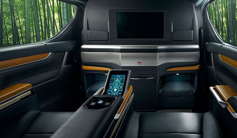 400萬級私密享受 《Toyota Alphard Royal Lounge》四人座完裝車同步發表 400萬級私密享受 《Toyota Alphard Royal Lounge》四人座完裝車同步發表