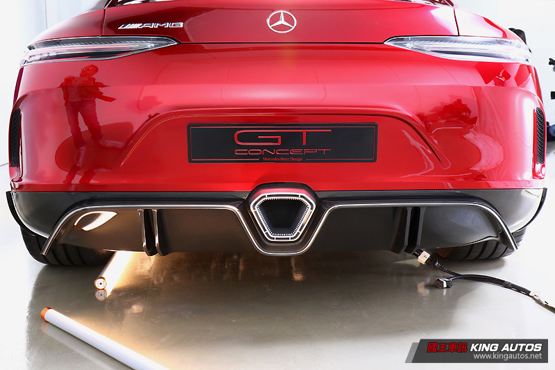 《台灣賓士》車展彩蛋之一 《Mercedes-AMG GT Concept》先行亮相 《台灣賓士》車展彩蛋之一 《Mercedes-AMG GT Concept》先行亮相