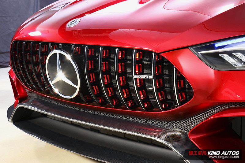 《台灣賓士》車展彩蛋之一 《Mercedes-AMG GT Concept》先行亮相 《台灣賓士》車展彩蛋之一 《Mercedes-AMG GT Concept》先行亮相