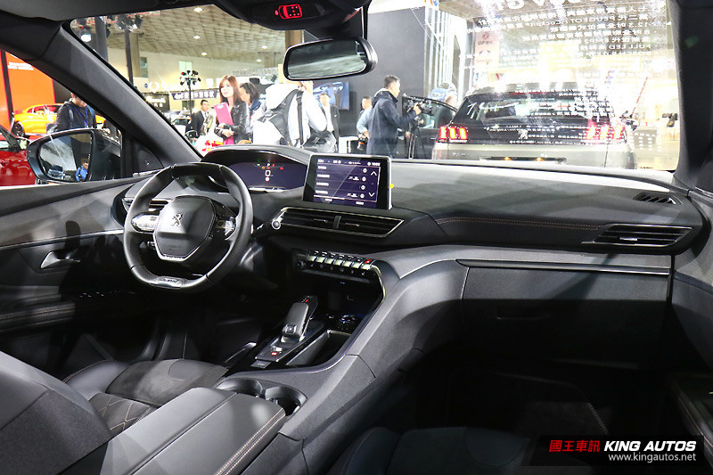2018台北車展:《Peugeot》Traveller、小改308首發,5008 SUV展開預接單 2018台北車展:《Peugeot》Traveller、小改308首發,5008 SUV展開預接單
