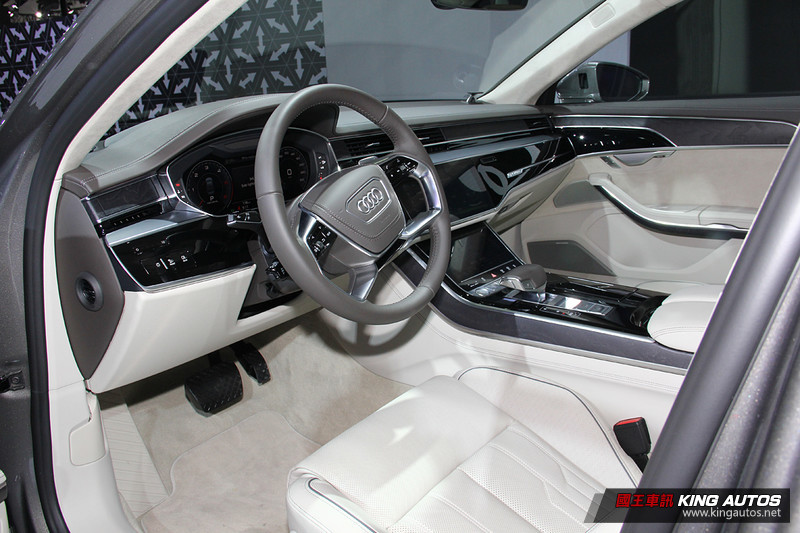 2018台北車展:《Audi RS 5 Coupé與SQ7 TDI》攜手上市 新世代《A8》預售同步開跑 2018台北車展:《Audi RS 5 Coupé與SQ7 TDI》攜手上市 新世代《A8》預售同步開跑