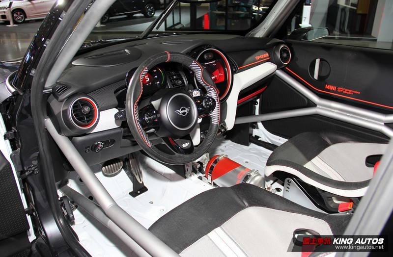2018台北車展:《Mini JCW GP Concept》領銜主演 展現英式潮流帥氣風 2018台北車展:《Mini JCW GP Concept》領銜主演 展現英式潮流帥氣風