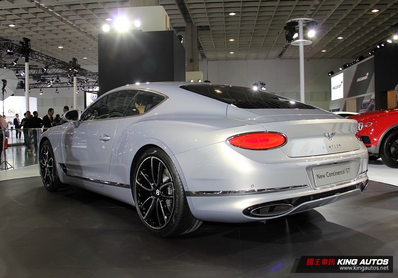 2018台北車展:《Aston Martin Vantage/Bentley Continental GT/McLaren》展演英 2018台北車展:《Aston Martin Vantage/Bentley Continental GT/McLaren》展演英