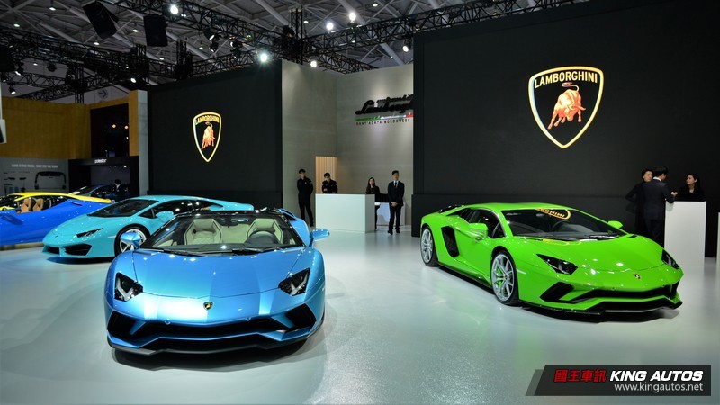 2018台北車展:《Lamborghini Huracán Super Trofeo EVO》霸氣亮相 義大利狂牛傾巢而出 2018台北車展:《Lamborghini Huracán Super Trofeo EVO》霸氣亮相 義大利狂牛傾巢而出