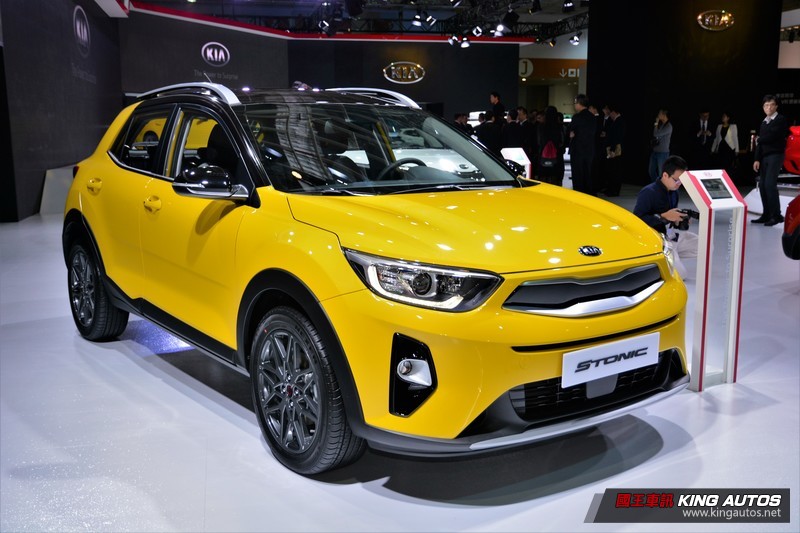2018台北車展:《Kia》性能轎跑《Stinger》正式襲台 跨界休旅《Stonic》同步登場 2018台北車展:《Kia》性能轎跑《Stinger》正式襲台 跨界休旅《Stonic》同步登場