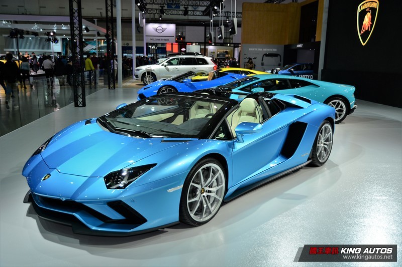 2018台北車展:《Lamborghini Huracán Super Trofeo EVO》霸氣亮相 義大利狂牛傾巢而出 2018台北車展:《Lamborghini Huracán Super Trofeo EVO》霸氣亮相 義大利狂牛傾巢而出