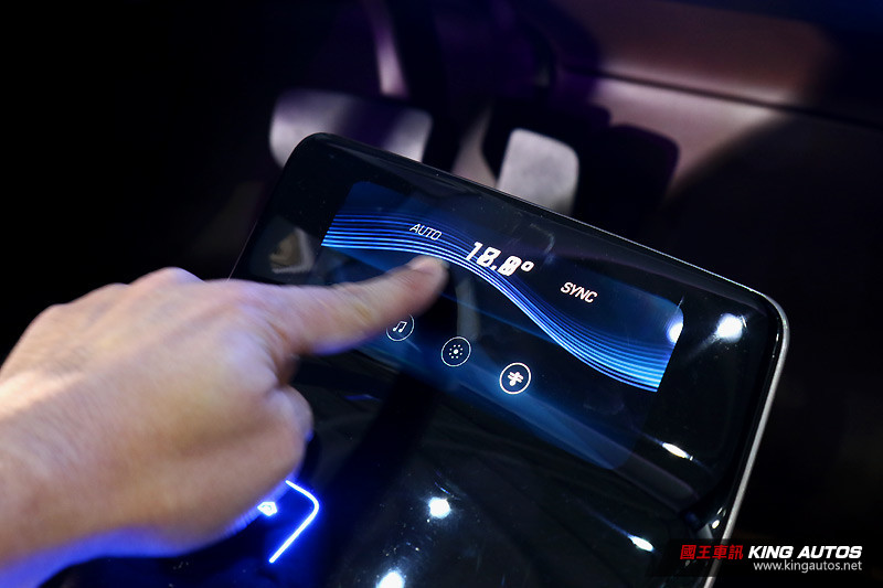 品牌邁入智慧電能時代的先驅 《Mercedes-Benz Concept EQ》車展現場體驗 品牌邁入智慧電能時代的先驅 《Mercedes-Benz Concept EQ》車展現場體驗