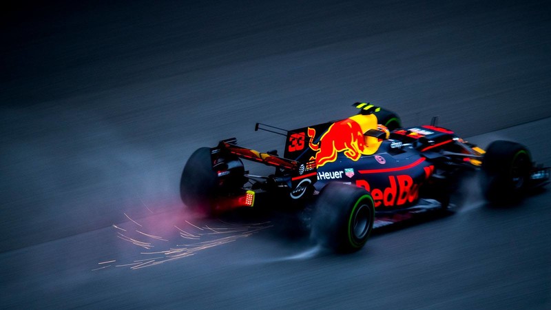 《Aston Martin Red Bull Racing》正式結盟 中置引擎超跑即將來臨 《Aston Martin Red Bull Racing》正式結盟 中置引擎超跑即將來臨