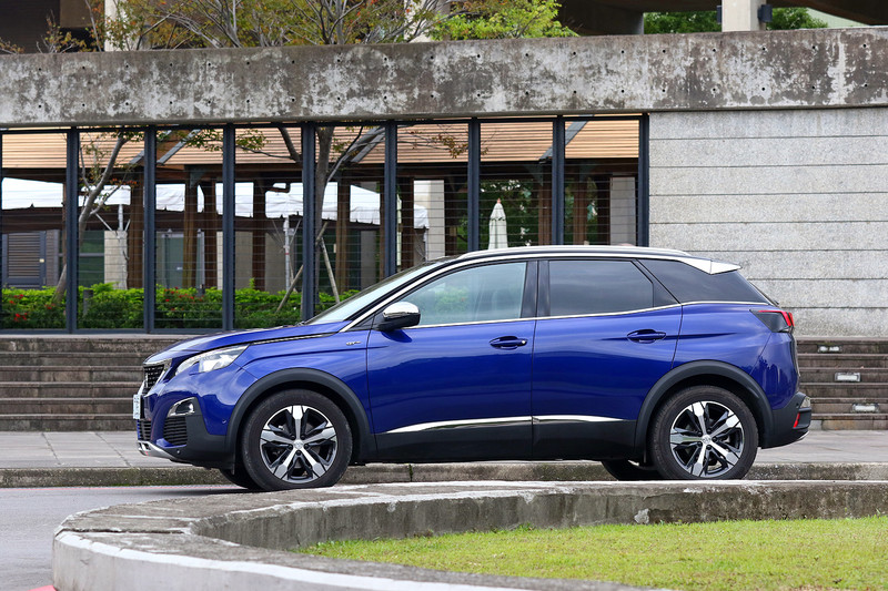 坐擁SUV運動休旅不一定得有所取捨 PEUGEOT 3008 SUV給你全方位的滿足 坐擁SUV運動休旅不一定得有所取捨 PEUGEOT 3008 SUV給你全方位的滿足