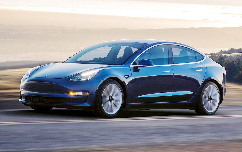 《Model 3》產能躍進 《Tesla》2017年度銷售成長33%突破10萬輛門檻 《Model 3》產能躍進 《Tesla》2017年度銷售成長33%突破10萬輛門檻