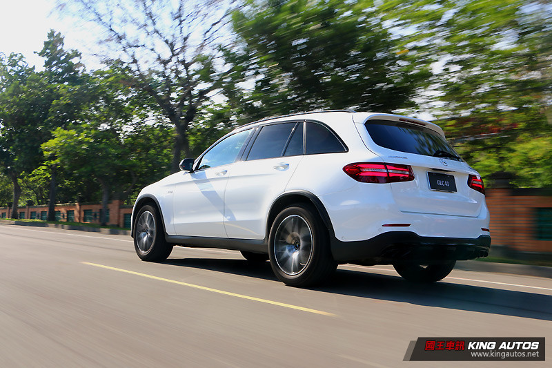 一般人皆可輕易上手的性能SUV ─《Mercedes-AMG GLC 43 4Matic》試駕報導 一般人皆可輕易上手的性能SUV ─《Mercedes-AMG GLC 43 4Matic》試駕報導