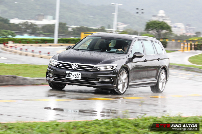 加味的舒適旅行車─《Volkswagen Passat Variant 380 TSI R-Line Performance》試駕 加味的舒適旅行車─《Volkswagen Passat Variant 380 TSI R-Line Performance》試駕