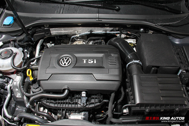 加味的舒適旅行車─《Volkswagen Passat Variant 380 TSI R-Line Performance》試駕 加味的舒適旅行車─《Volkswagen Passat Variant 380 TSI R-Line Performance》試駕
