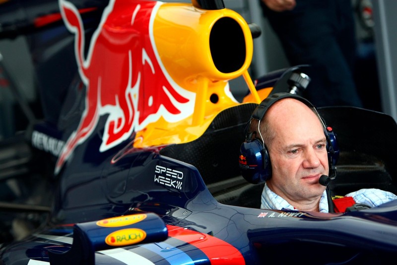 情感勝於金錢 《F1》工程奇才Adrian Newey透露曾婉拒《Ferrari》鉅額挖角 情感勝於金錢 《F1》工程奇才Adrian Newey透露曾婉拒《Ferrari》鉅額挖角