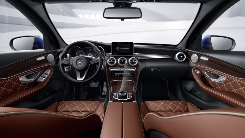 《Mercedes-Benz C 200 Sports designo Limited》日本限量網路開賣 《Mercedes-Benz C 200 Sports designo Limited》日本限量網路開賣