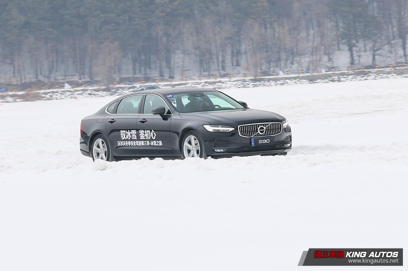 體驗勝過訓練─《Volvo》長春冰雪之旅冬季駕馭體驗 體驗勝過訓練─《Volvo》長春冰雪之旅冬季駕馭體驗