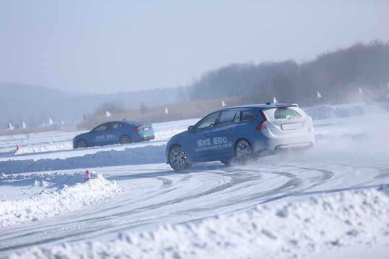 體驗勝過訓練─《Volvo》長春冰雪之旅冬季駕馭體驗 體驗勝過訓練─《Volvo》長春冰雪之旅冬季駕馭體驗