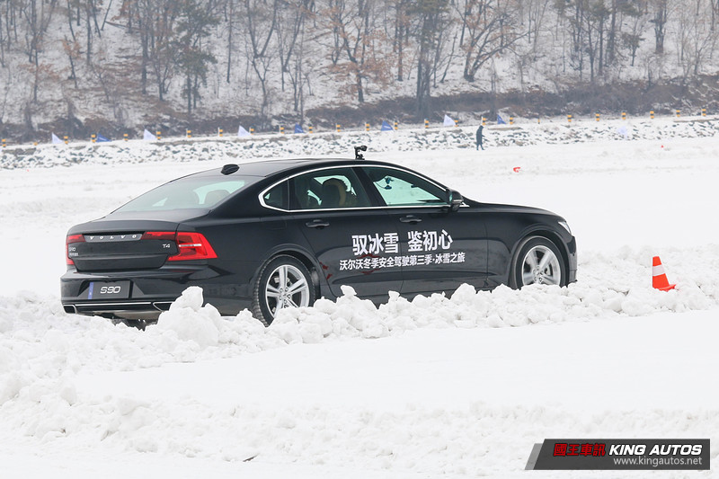 體驗勝過訓練─《Volvo》長春冰雪之旅冬季駕馭體驗 體驗勝過訓練─《Volvo》長春冰雪之旅冬季駕馭體驗
