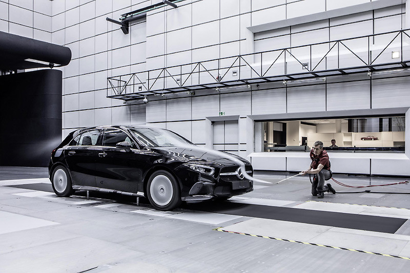 新世代NGCC家族開端 全新《Mercedes-Benz A-Class》荷蘭首發 新世代NGCC家族開端 全新《Mercedes-Benz A-Class》荷蘭首發