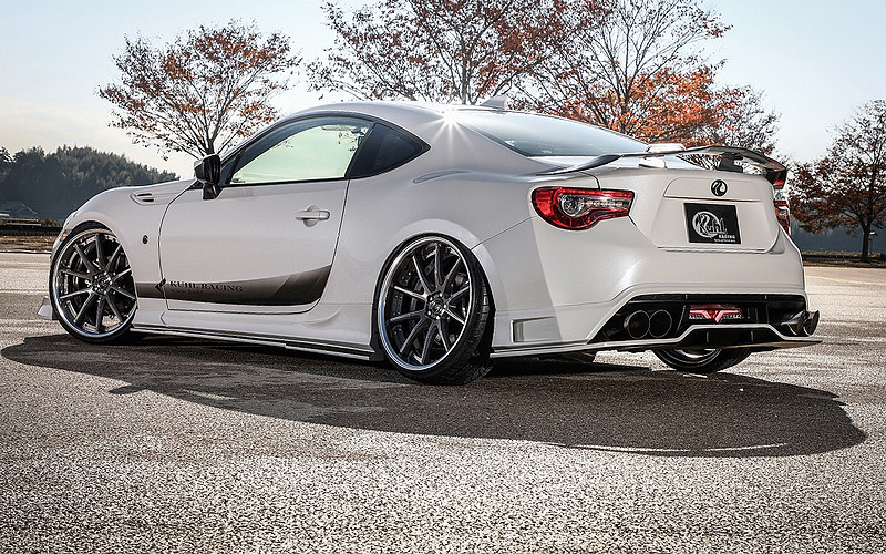 盡顯低趴有型 Kuhl Racing操刀小改《Toyota 86》專屬02R-SS II套件 盡顯低趴有型 Kuhl Racing操刀小改《Toyota 86》專屬02R-SS II套件