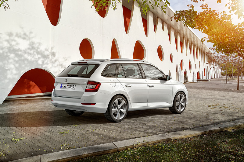 小改《Škoda Fabia》日內瓦展前露臉 臺灣預計明年年初引進 小改《Škoda Fabia》日內瓦展前露臉 臺灣預計明年年初引進