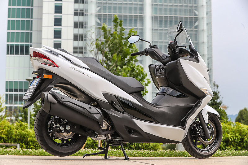 即日起至三月底止 《Suzuki Burgman 400》推出專屬新春優惠 即日起至三月底止 《Suzuki Burgman 400》推出專屬新春優惠
