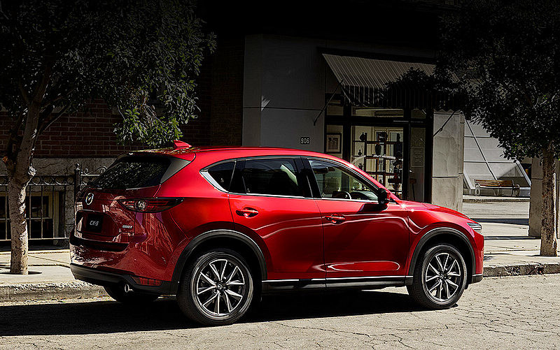 SKYACTIV動力再進化 日規《Mazda CX-5》新年式發表 SKYACTIV動力再進化 日規《Mazda CX-5》新年式發表
