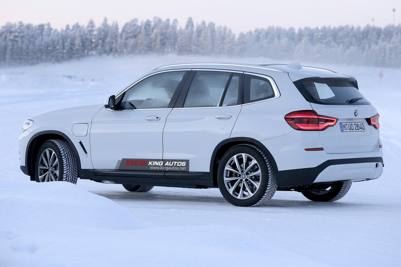 《BMW》首款電動SUV《iX3》 確定進入測試階段 《BMW》首款電動SUV《iX3》 確定進入測試階段