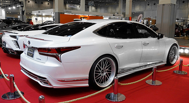 凌志旗艦更添霸氣 Wald International推出《Lexus LS》專屬Sports Line套件 凌志旗艦更添霸氣 Wald International推出《Lexus LS》專屬Sports Line套件
