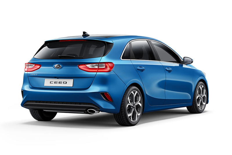 延續《Forte》設計元素 《Kia Ceed》五門掀背日內瓦展前曝光 延續《Forte》設計元素 《Kia Ceed》五門掀背日內瓦展前曝光