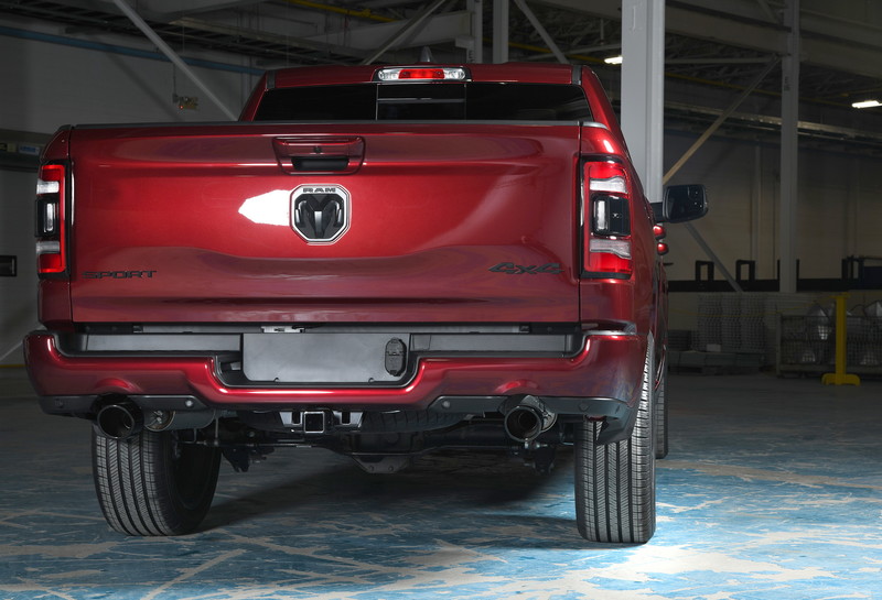 《Ram 1500 Sport》運動風加拿大專屬扮相 《Ram 1500 Sport》運動風加拿大專屬扮相