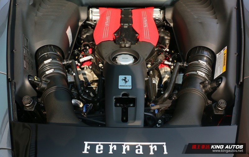 Carlex Design限量推出 《Ferrari 488 Spider》搶眼黃色奢華內裝鋪陳 Carlex Design限量推出 《Ferrari 488 Spider》搶眼黃色奢華內裝鋪陳