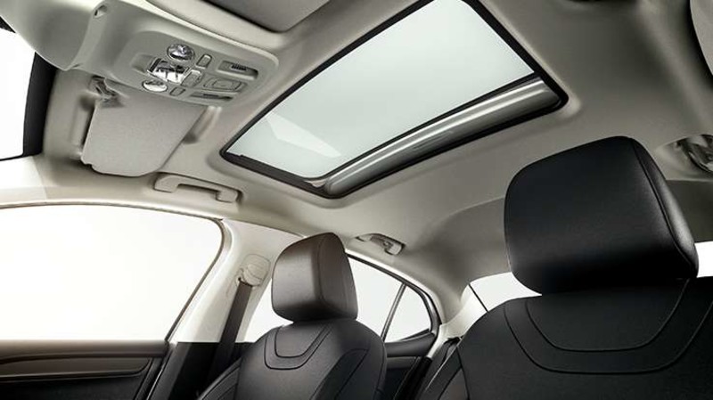 小改款《Citroën C4 Lounge》正式駛下阿根廷工廠生產線 小改款《Citroën C4 Lounge》正式駛下阿根廷工廠生產線