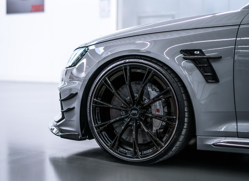 歐洲報價415萬元起跳 《ABT RS4-R》日內瓦開展前搶先亮相 歐洲報價415萬元起跳 《ABT RS4-R》日內瓦開展前搶先亮相