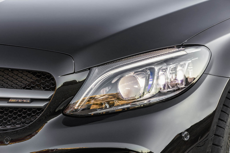 小改款《Mercedes-AMG C43 4Matic》預告日內瓦首演進化身手 小改款《Mercedes-AMG C43 4Matic》預告日內瓦首演進化身手