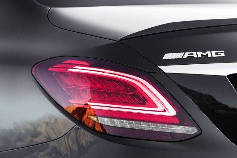 小改款《Mercedes-AMG C43 4Matic》預告日內瓦首演進化身手 小改款《Mercedes-AMG C43 4Matic》預告日內瓦首演進化身手