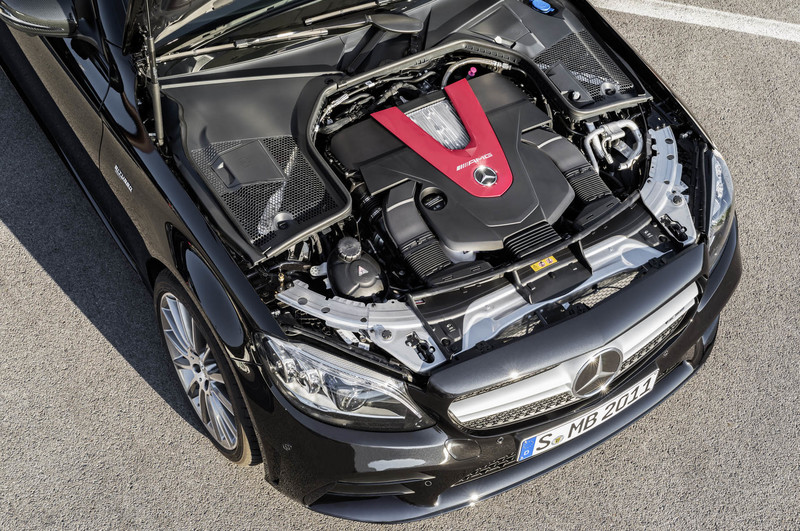 小改款《Mercedes-AMG C43 4Matic》預告日內瓦首演進化身手 小改款《Mercedes-AMG C43 4Matic》預告日內瓦首演進化身手