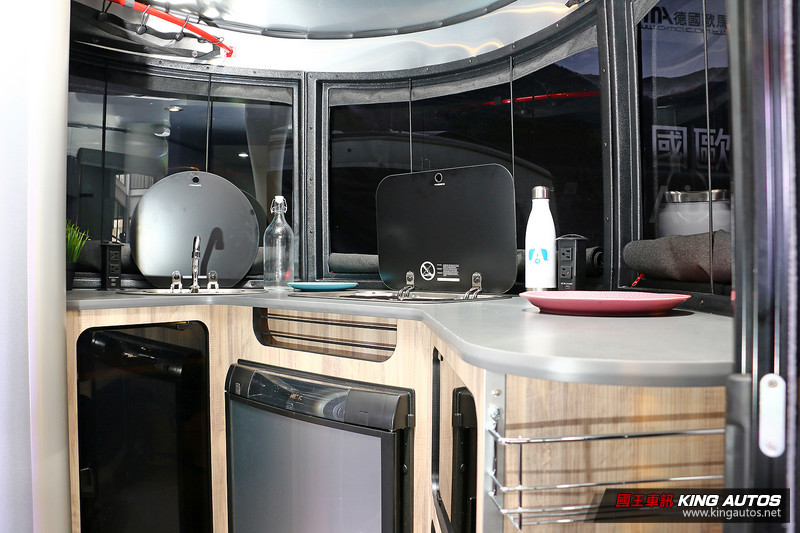 慶祝新竹店開幕《德國歐馬》祭出優惠 《Airstream Basecamp》露營車同步發表 慶祝新竹店開幕《德國歐馬》祭出優惠 《Airstream Basecamp》露營車同步發表