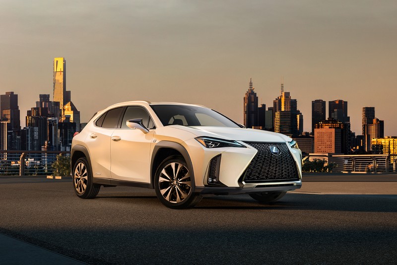 日式豪華小跨界《Lexus UX》正式發表 《UX 200 / UX 250h》日內瓦車展曝光 日式豪華小跨界《Lexus UX》正式發表 《UX 200 / UX 250h》日內瓦車展曝光