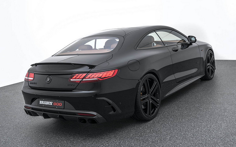 強勁性能不失奢華優雅 《Mercedes-AMG S63 4Matic+》化身Brabus 800旗艦於日內瓦登場 強勁性能不失奢華優雅 《Mercedes-AMG S63 4Matic+》化身Brabus 800旗艦於日內瓦登場