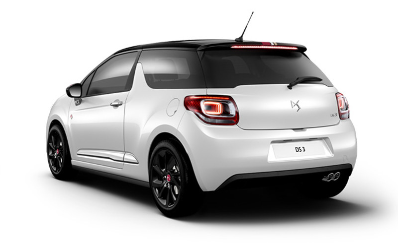 6速手排渦輪特式車 《DS 3 Performance Line MT》日本限量發售 6速手排渦輪特式車 《DS 3 Performance Line MT》日本限量發售