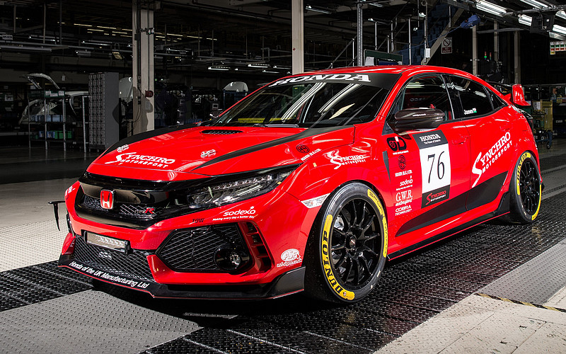 F1冠軍車手Jenson Button領軍 《Honda Civic Type R》全球賽道征服計畫再啟動 F1冠軍車手Jenson Button領軍 《Honda Civic Type R》全球賽道征服計畫再啟動