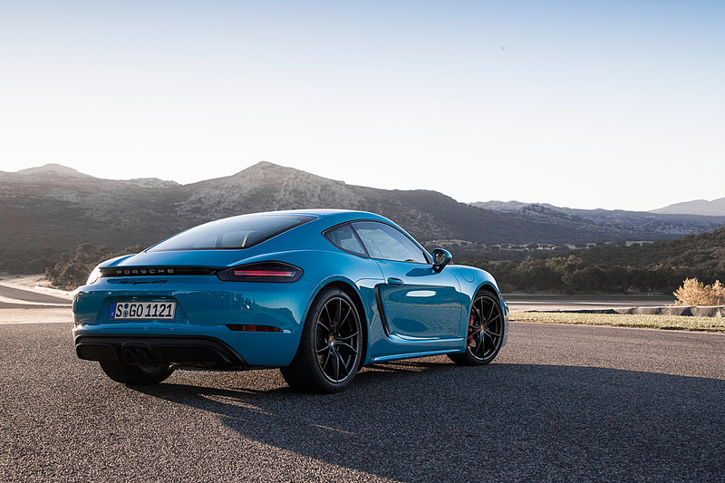 《Porsche 718 Cayman GTS》與《Boxster GTS》臺灣報價出爐 412萬元起接受訂購 《Porsche 718 Cayman GTS》與《Boxster GTS》臺灣報價出爐 412萬元起接受訂購