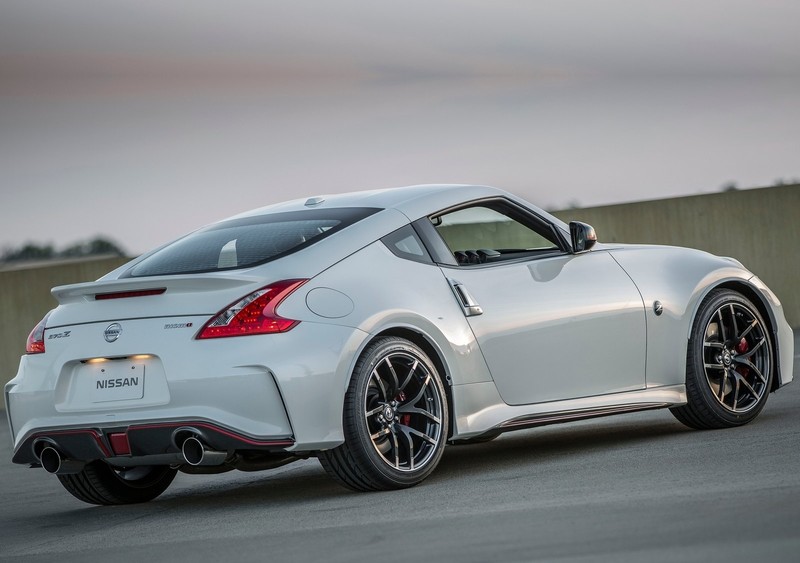 《370Z》後繼為何? 日媒推論《Nissan》似乎有意與《Mercedes-Benz》合作 《370Z》後繼為何? 日媒推論《Nissan》似乎有意與《Mercedes-Benz》合作