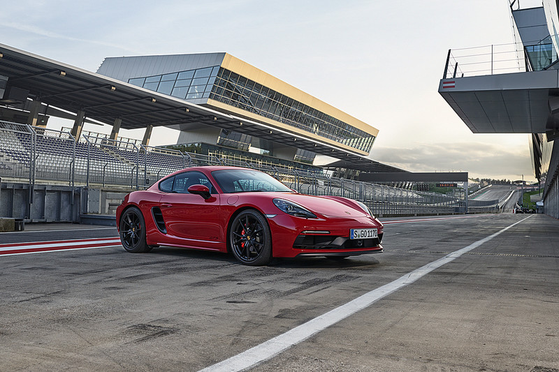 《Porsche 718 Cayman GTS》與《Boxster GTS》臺灣報價出爐 412萬元起接受訂購 《Porsche 718 Cayman GTS》與《Boxster GTS》臺灣報價出爐 412萬元起接受訂購