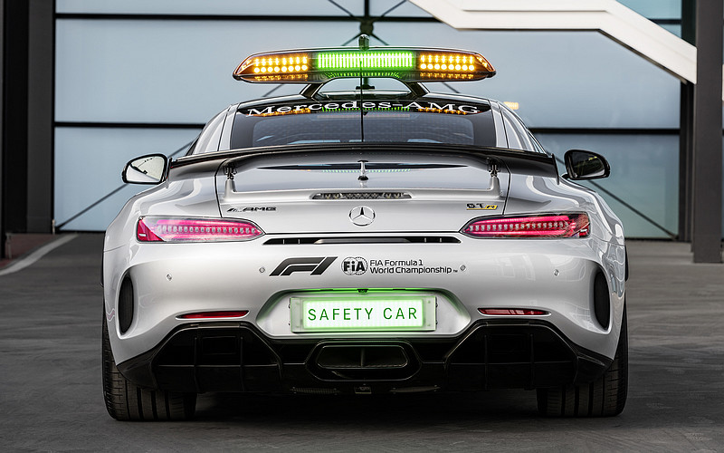 史上最強F1 Safety Car登場 2018賽季交由《Mercedes-AMG GT R》來擔綱 史上最強F1 Safety Car登場 2018賽季交由《Mercedes-AMG GT R》來擔綱