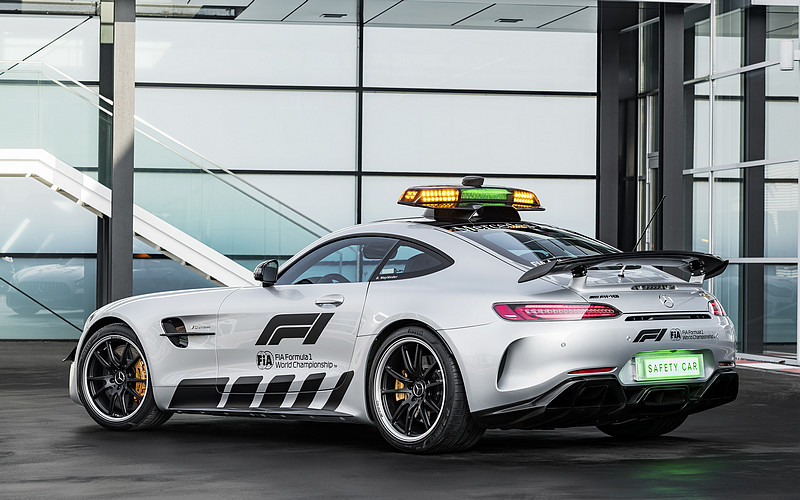 史上最強F1 Safety Car登場 2018賽季交由《Mercedes-AMG GT R》來擔綱 史上最強F1 Safety Car登場 2018賽季交由《Mercedes-AMG GT R》來擔綱